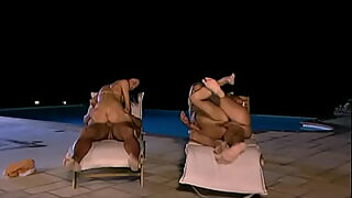 4 pinay boobs flash