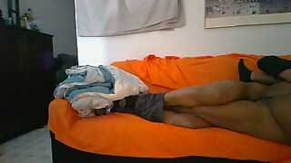 aunty bathing hidden cam
