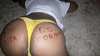 morena gostosa se exibindo na web cam