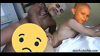 comendo a novinha de aparelho