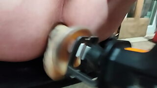 18 year old breaks the seal of the pussy with her step brothers big