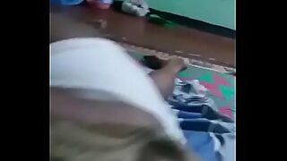 14 sal ki desi indian girl ki full hot video