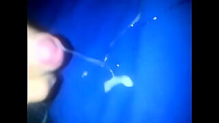 18 year old breaks the seal of the pussy with her step brothers big