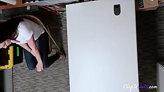 boy escape from thunder