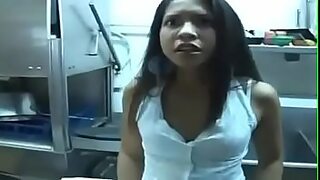 2 thai girls fucked