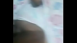 18 year old na lalaki hinalikan at titirahin ang maputing tiyahin