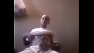 a guy who fucked because he wanted from the mother who owes her