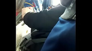 agarron en el bus