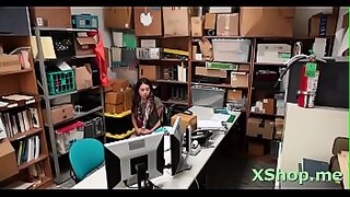 18 year old breaks the seal of the pussy with her step brothers big