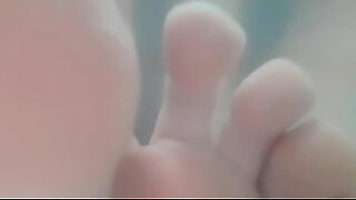 alive foot