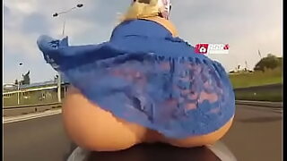 ass bouncing on dick