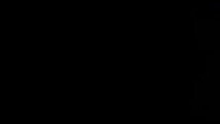 azgin kadin bagriyor
