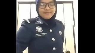 aliyah kurnia mesum di wc