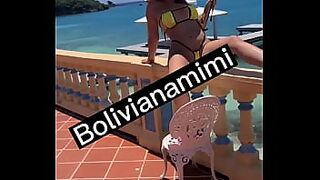 mulher de cabelo azul nao e a vadia puta fode porque ela gosta e quase morre a coitada