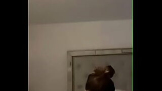 amigo dejo a su novia caliente y sola conmigo asi que nos pusimos a coger a sus espaldas siguenos en