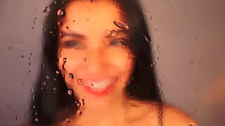 18 year old wet pussy