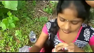 14 sal ki desi indian girl ki full hot video