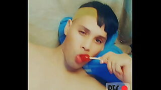 2 teens webcam