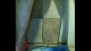comparito1 chibola de 19 se pone de perrito para comerme su culito