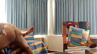 2 girl trian in cancun