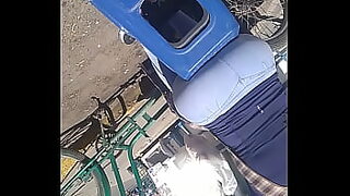 a su hermana dormida y se la folla
