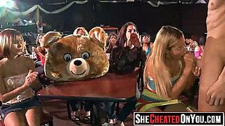 18 year old girl have a sex with 14 year old boy