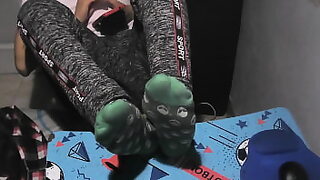 ballbusting boots