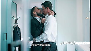 1 girl 4 boys at a time 1 in moutn 2 in vagina 1 in 2 hole