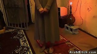 afgan femel solder sex