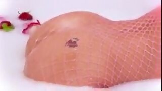 amy brooke everythingbutt