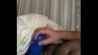 18 year old showing you how to cum just by using your hands