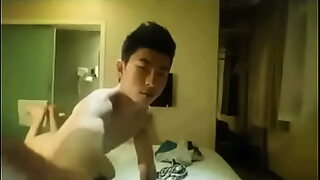 2 cocks