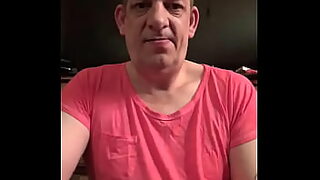 aunt need my help