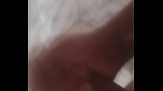 a chaque fois que je fais un teens elle enleve un vetement