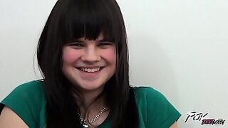 18 year old breaks the seal of the pussy with her step brothers big