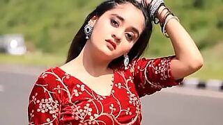 18 year girl hindi