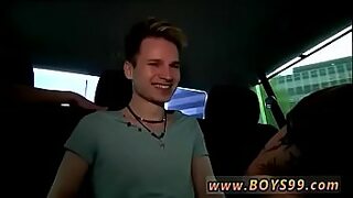 a beautiful big butt focking with 2 black big cock