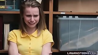 18 year old breaks the seal of the pussy with her step brothers big