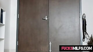 14 sal ke like or 18 sal a lka xx video