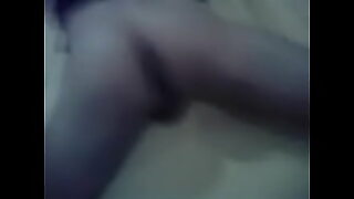 amigo dejo a su novia caliente y sola conmigo asi que nos pusimos a coger a sus espaldas siguenos en