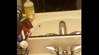 1 girl 4 boys at a time 1 in moutn 2 in vagina 1 in 2 hole