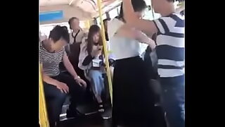 bus tuch boobs