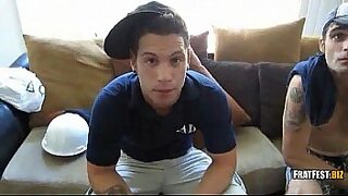 18 year old showing you how to cum just by using your hands