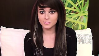 18 years old xxx first timee seel tod cry