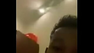 1080p un ouvrier costaud sest fait prendre en train de se branler dans un escalier