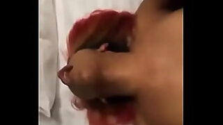 1080p un ouvrier costaud sest fait prendre en train de se branler dans un escalier