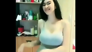 18 year girl viral video