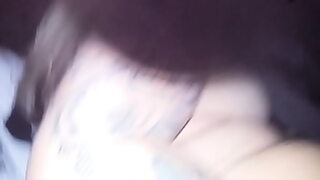 ass shaking up close