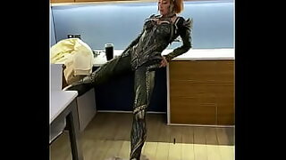 18 inch dick