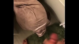 1 girl 4 boys at a time 1 in moutn 2 in vagina 1 in 2 hole
